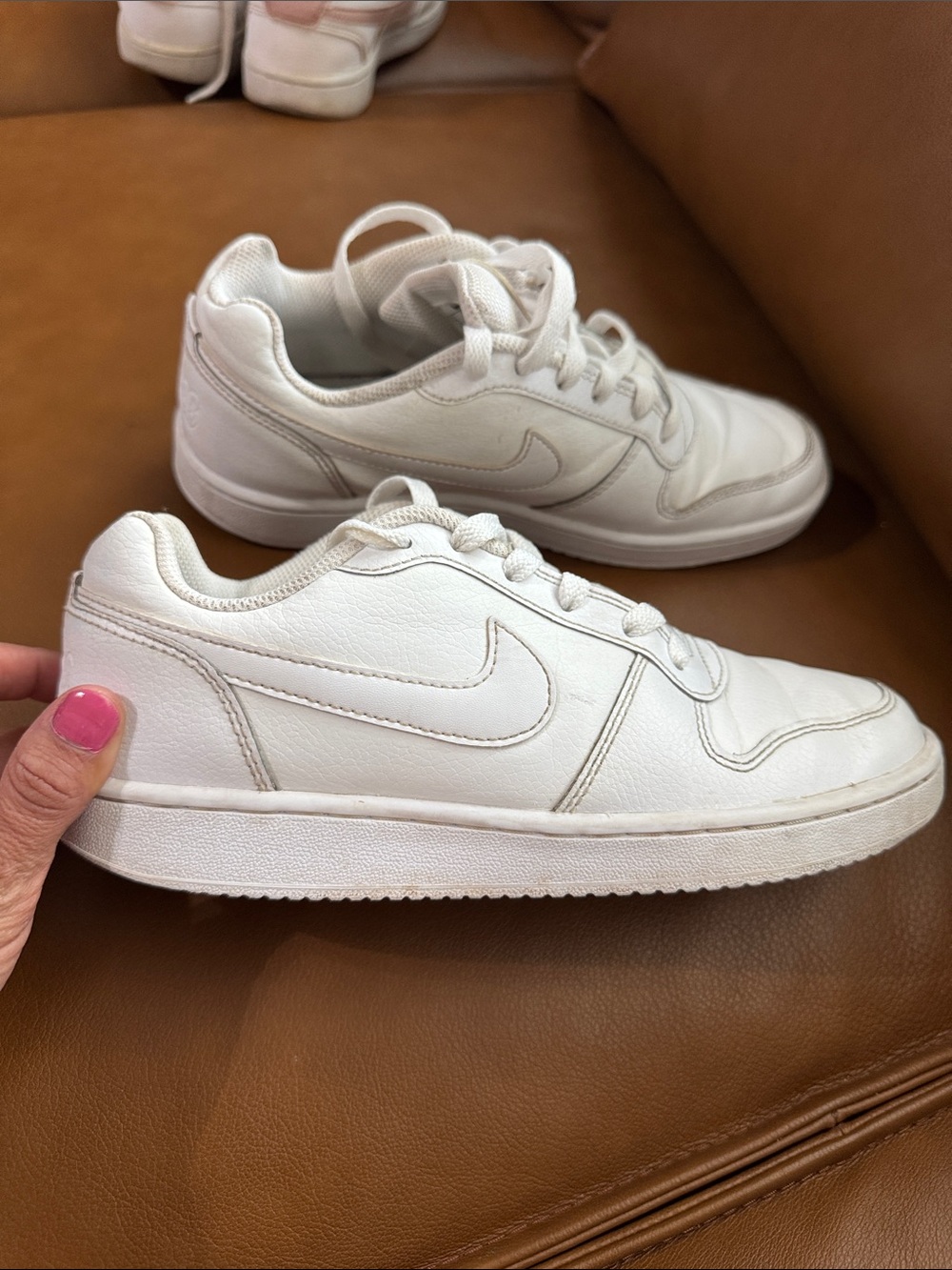 Nike Ebernon Low
Women's Shoes